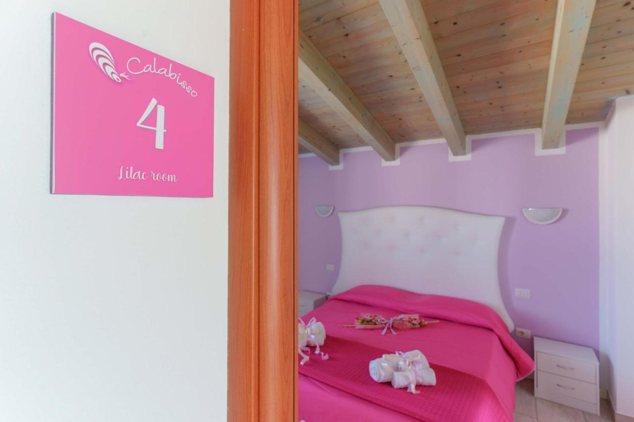 Hotel CalaBisso Calasetta Esterno foto